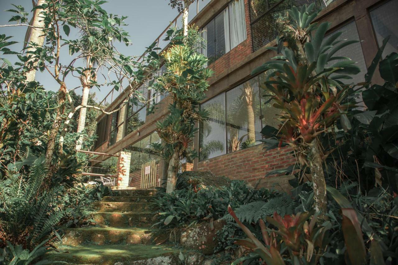 Inn Estacao Baleia